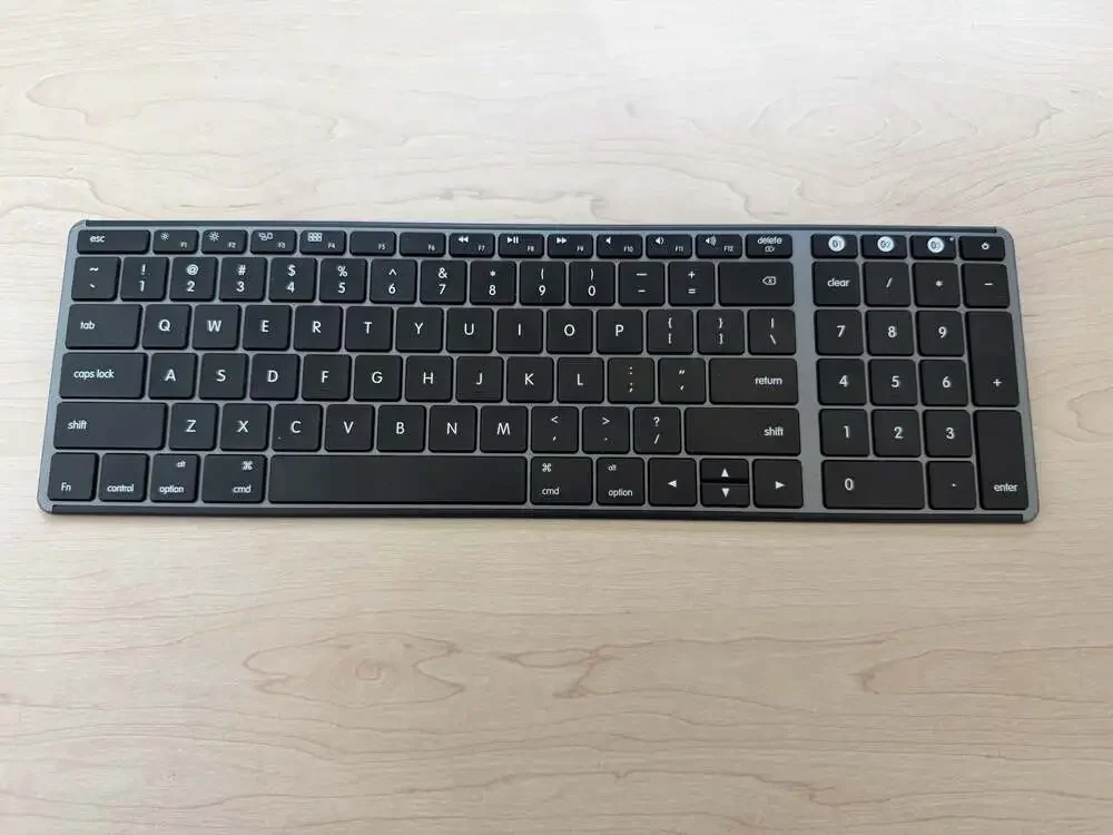 Seenda SKM64-2 Slim Bluetooth Wireless Keyboard